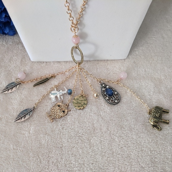 ♦️B2G1FREE♦️Necklace w/charms🦉,leaf,🐘, feather - Picture 2 of 3